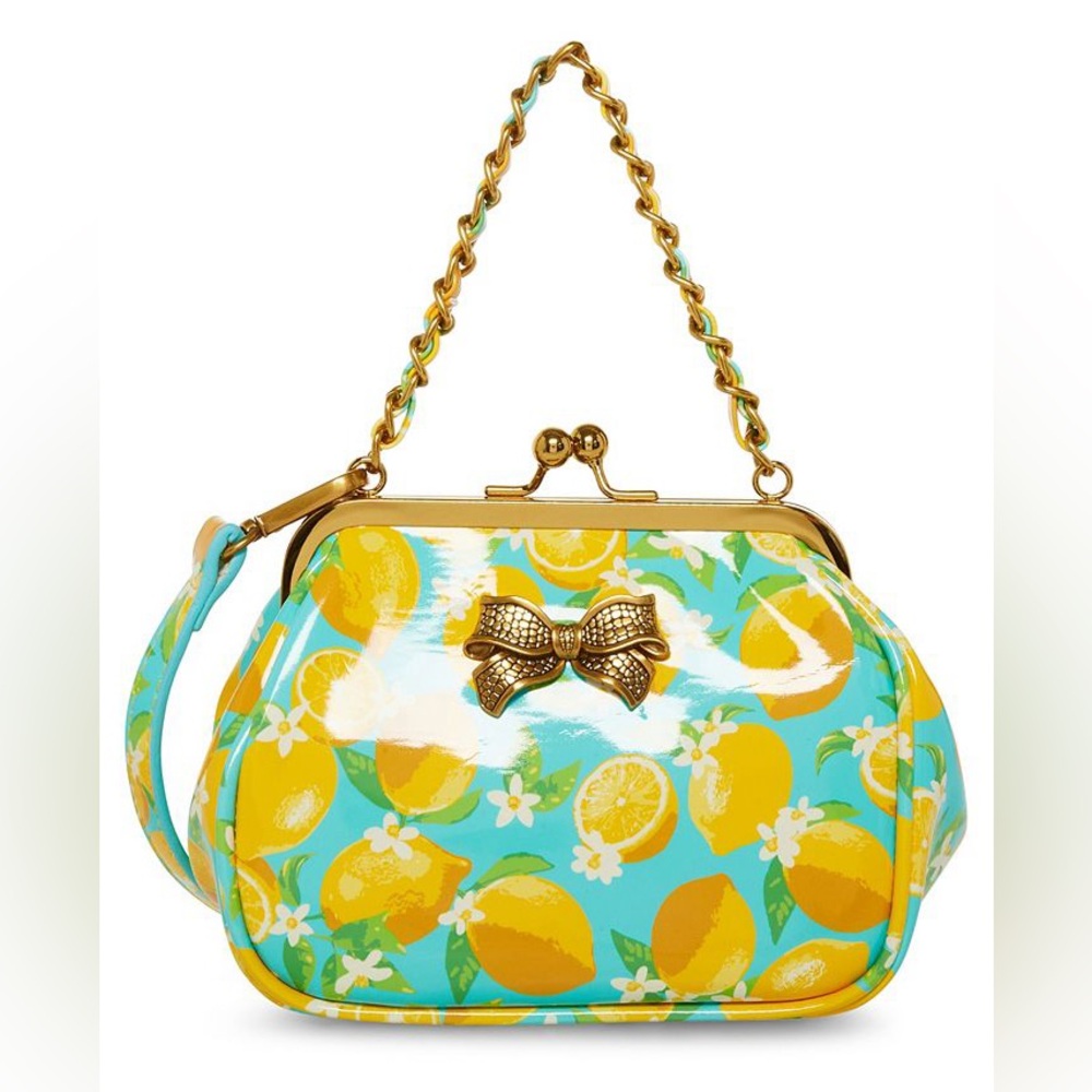 BETSEY JOHNSON Little Nugget Kiss Lock Bag